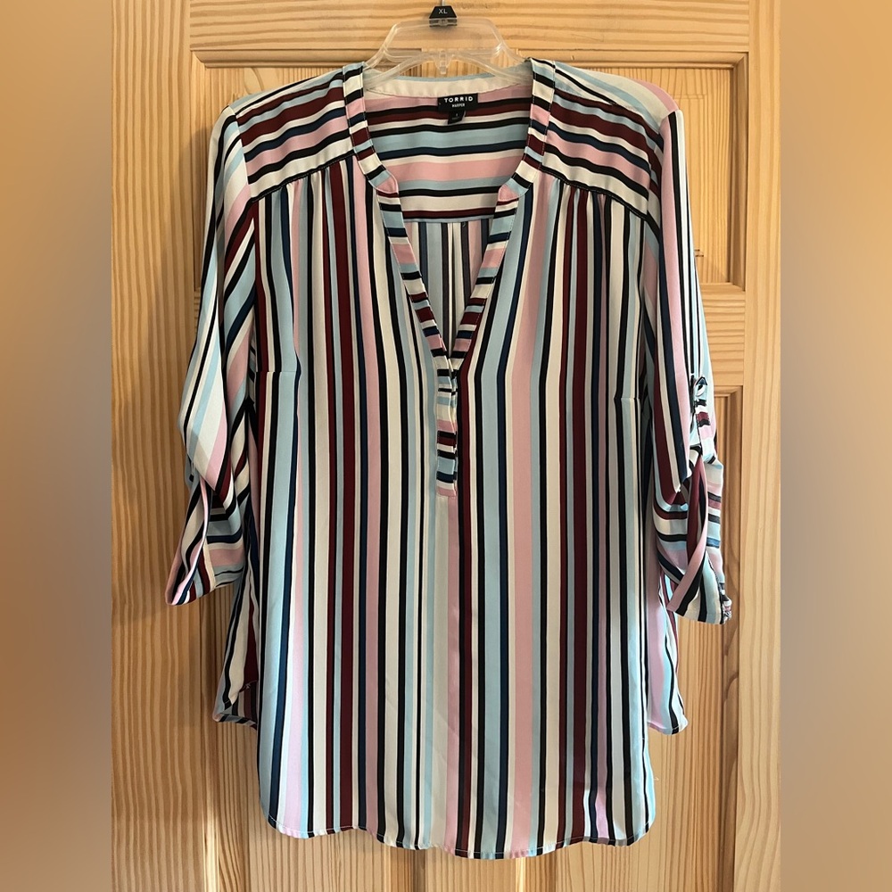 Torrid Harper Georgette 3/4 sleeve blouse multi-color striped‎ pattern Size 1